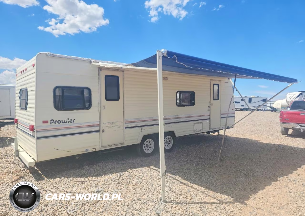 2022 Fleetwood Prowler Camper VIN:1EC1G2720N2362435 - 4