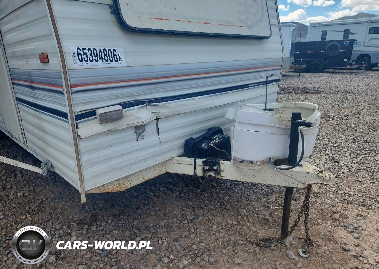 2022 Fleetwood Prowler Camper VIN:1EC1G2720N2362435 - 7