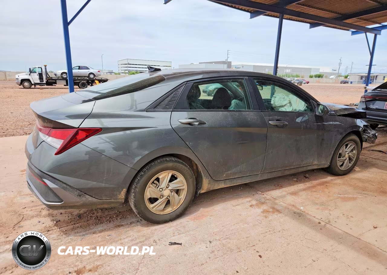 2024 Hyundai Elantra Se VIN:KMHLL4DG7RU842399 - 3