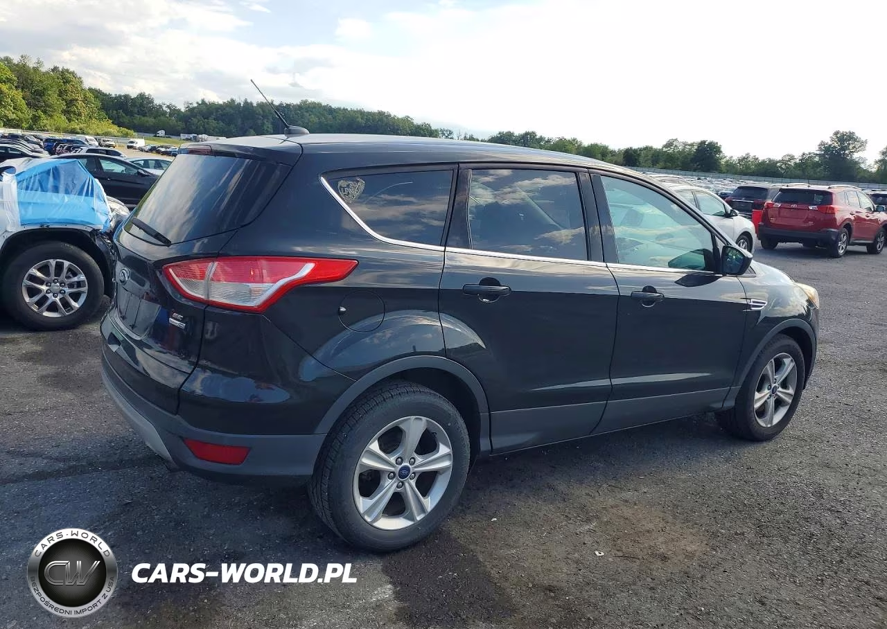 2015 Ford Escape Se VIN:1FMCU9GX0FUC00334 - 3