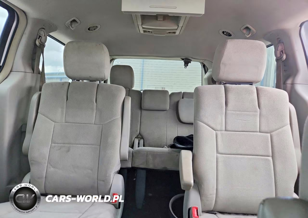 2012 Chrysler Town & Country Touring VIN:2C4RC1BG2CR119306 - 10