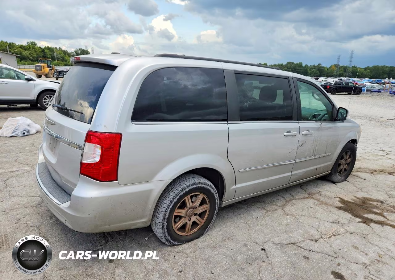 2012 Chrysler Town & Country Touring VIN:2C4RC1BG2CR119306 - 3