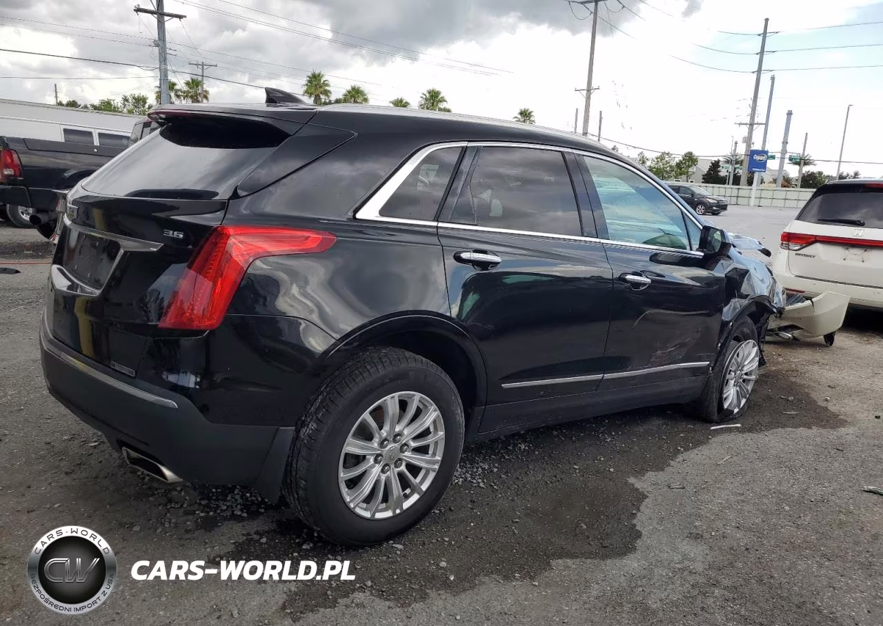 2018 Cadillac Xt5 VIN:1GYKNARSXJZ168661 - 3