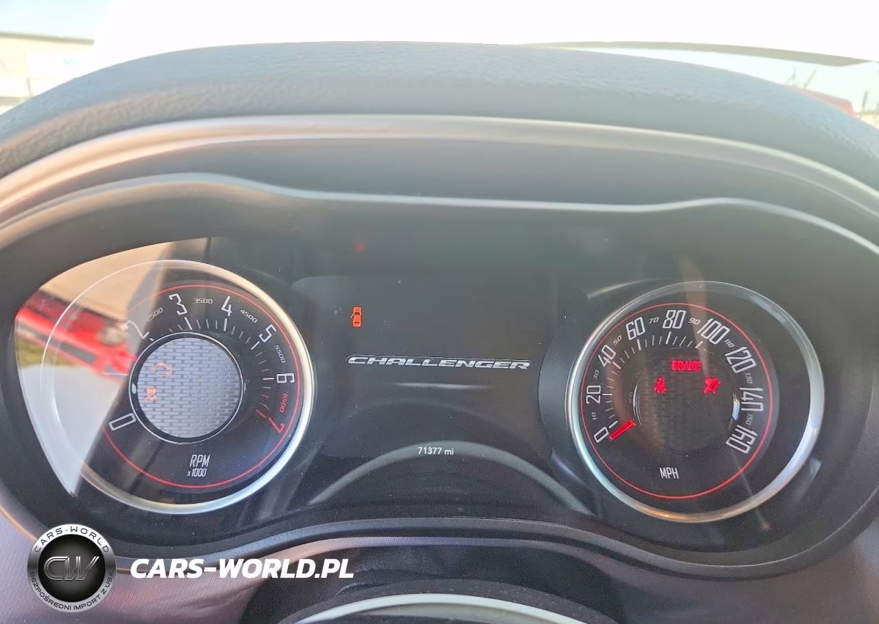 2020 Dodge Challenger Sxt VIN:2C3CDZAG6LH184902 - 9