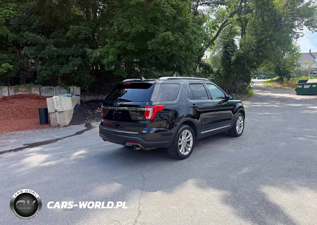 2018 Ford Explorer Xlt VIN:1FM5K8D86JGA10860 - 4