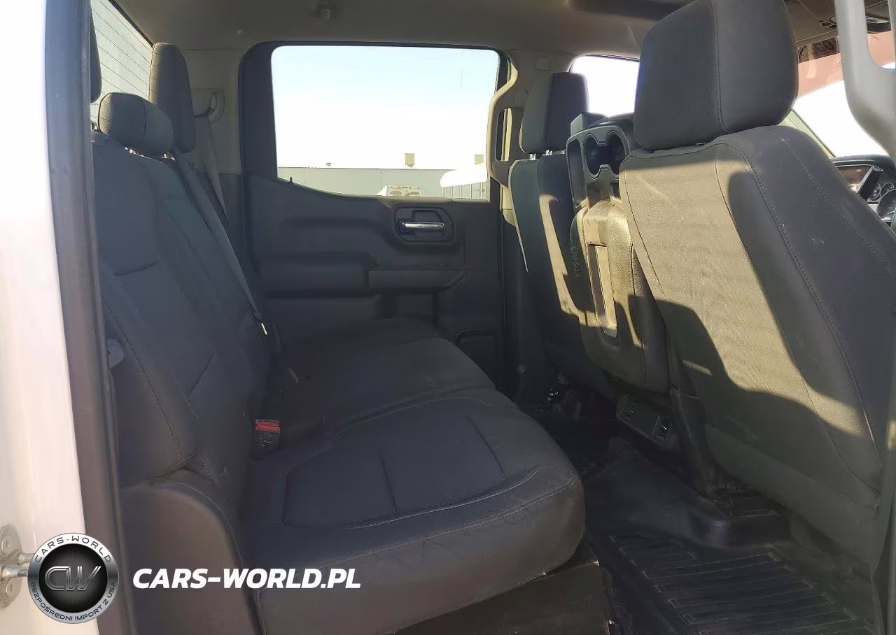 2019 Chevrolet Silverado K1500 VIN:3GCPYAEH2KG206186 - 10