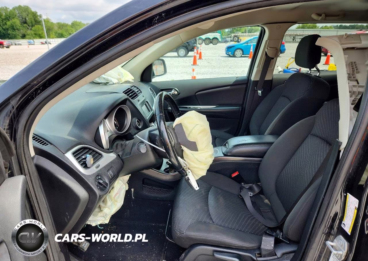 2018 Dodge Journey Se VIN:3C4PDCAB1JT383858 - 7
