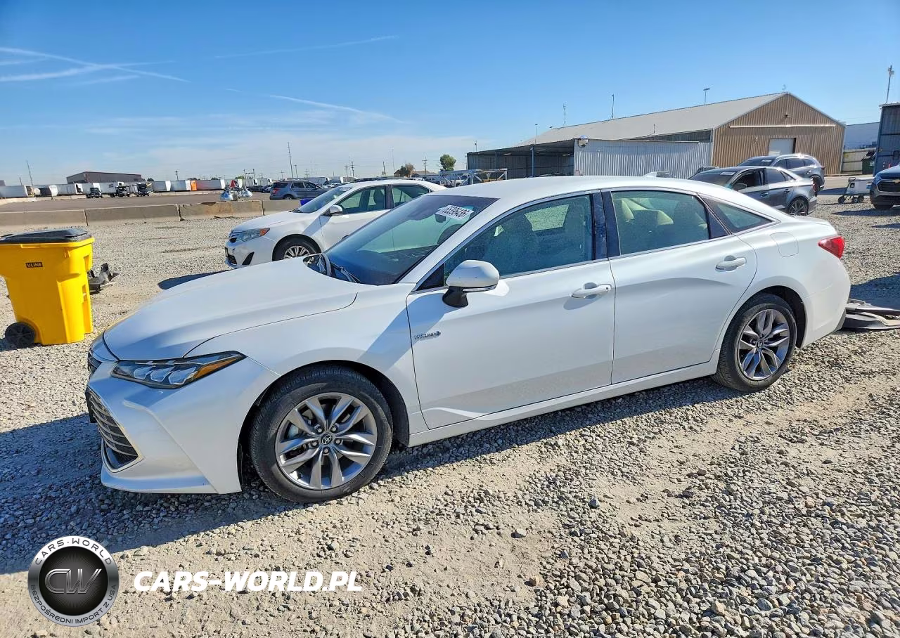 2020 Toyota Avalon Xle – zdjęcie 1 z 13