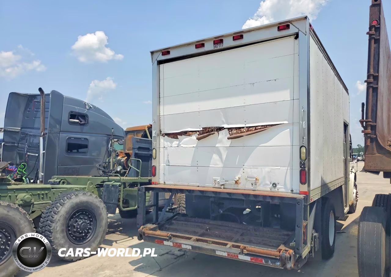 2007 Freightliner Business Class M2 Box Truck VIN:1FVACWDC47HY79327 - 3