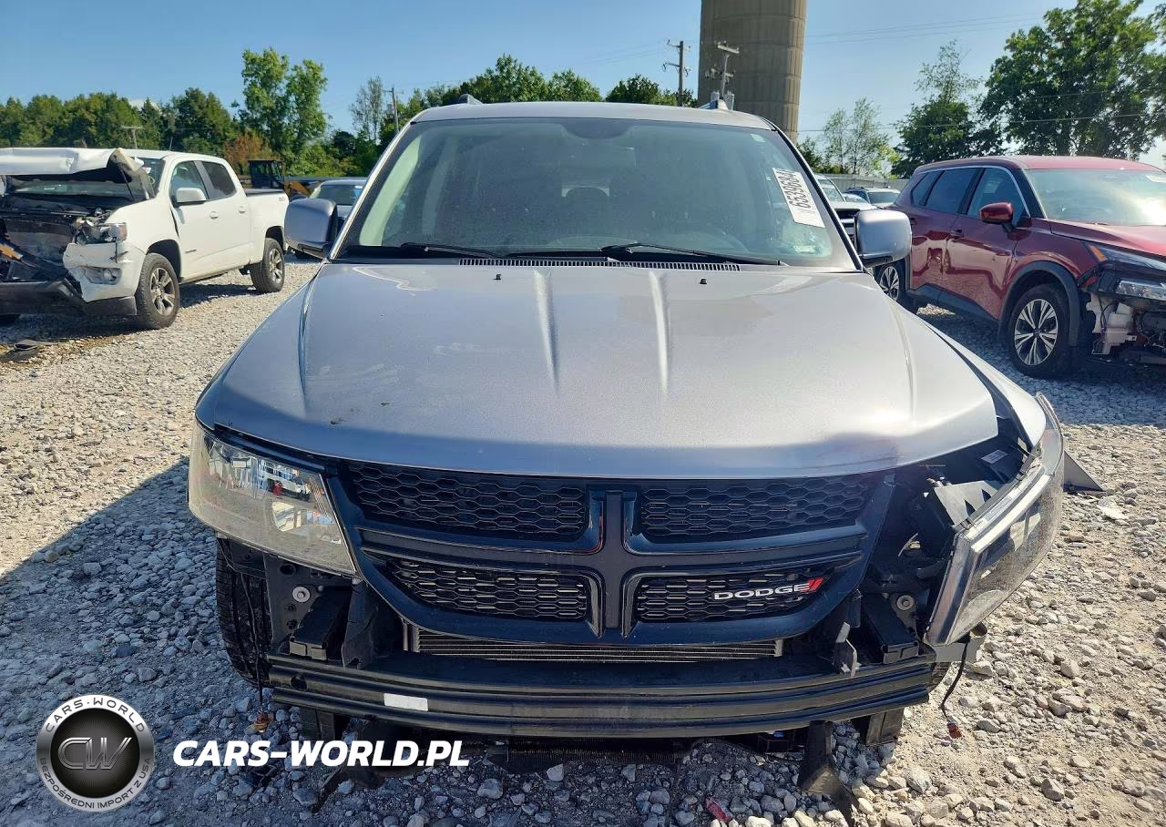 2018 Dodge Journey Crossroad VIN:3C4PDDGG0JT296509 - 5