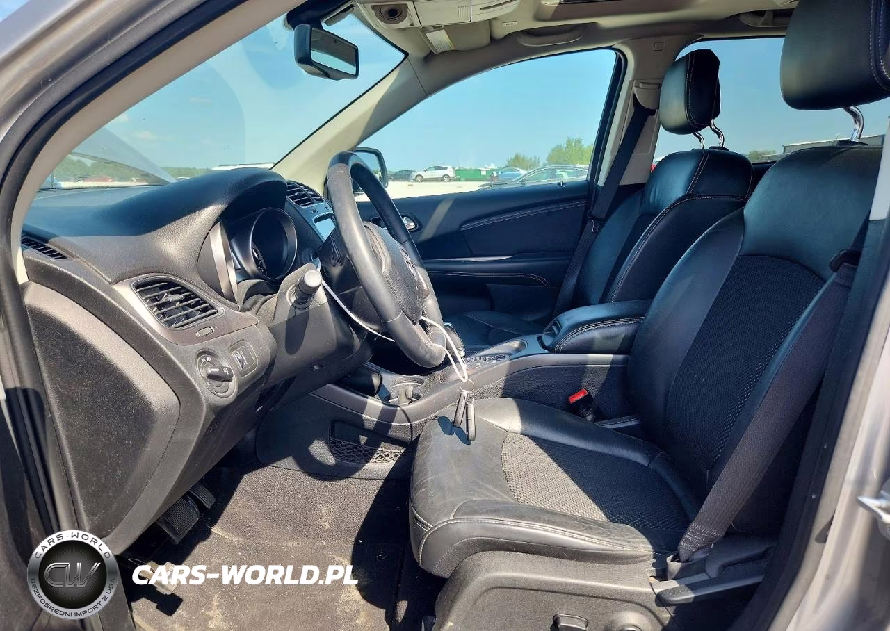 2018 Dodge Journey Crossroad VIN:3C4PDDGG0JT296509 - 7