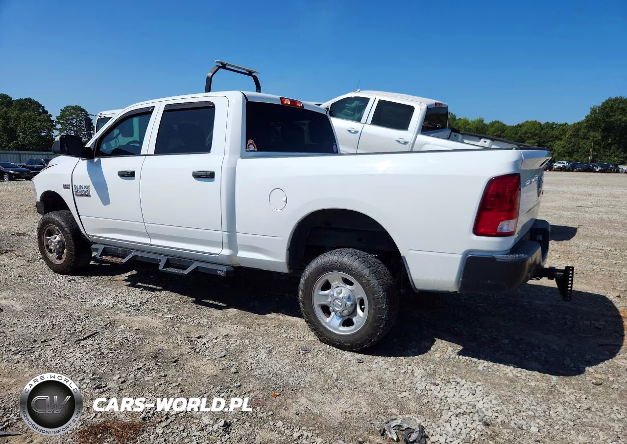 2018 Ram 2500 St VIN:3C6UR5CJXJG416747 - 2
