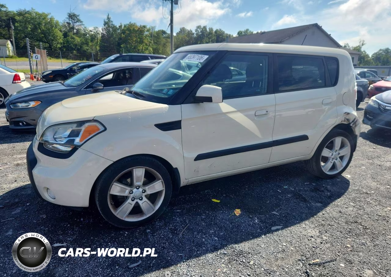 2010 Kia Soul +