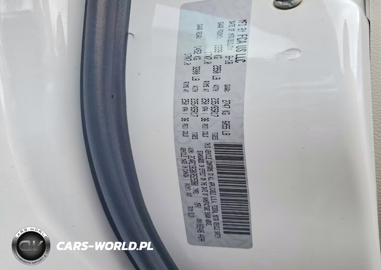 2019 Chrysler Pacifica Touring L VIN:2C4RC1BG8KR525380 - 13