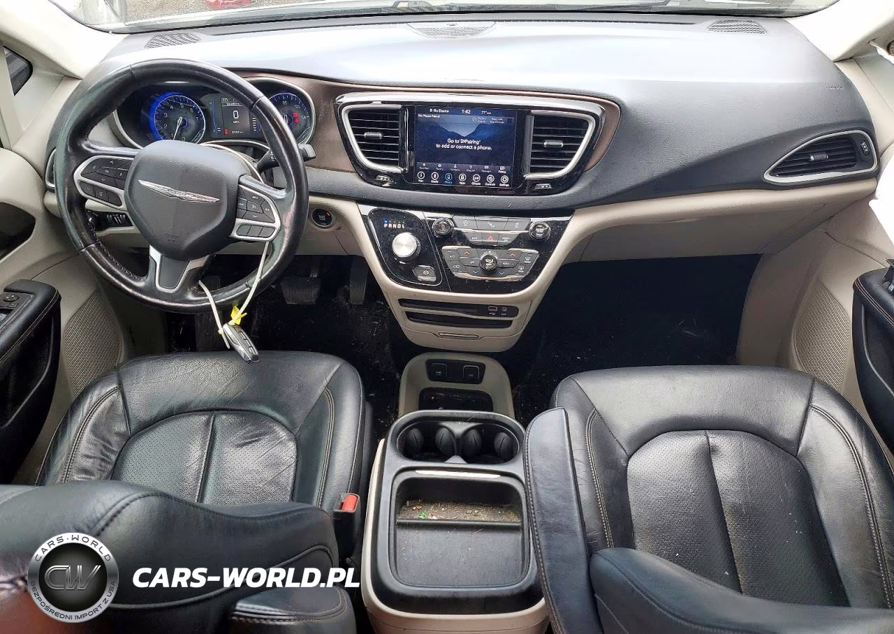 2019 Chrysler Pacifica Touring L VIN:2C4RC1BG8KR525380 - 8