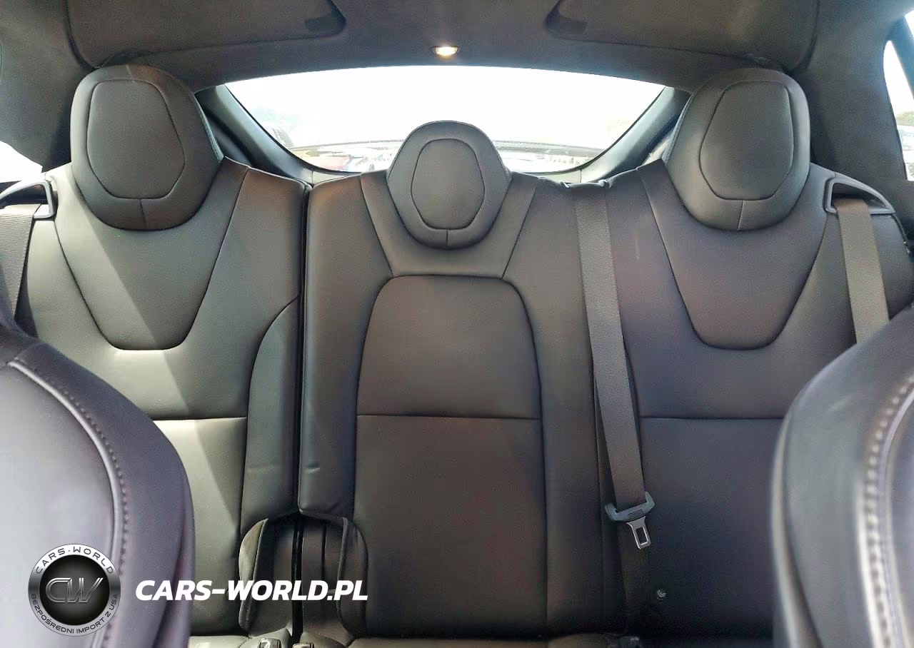 2018 Tesla Model X VIN:5YJXCAE25JF120031 - 10