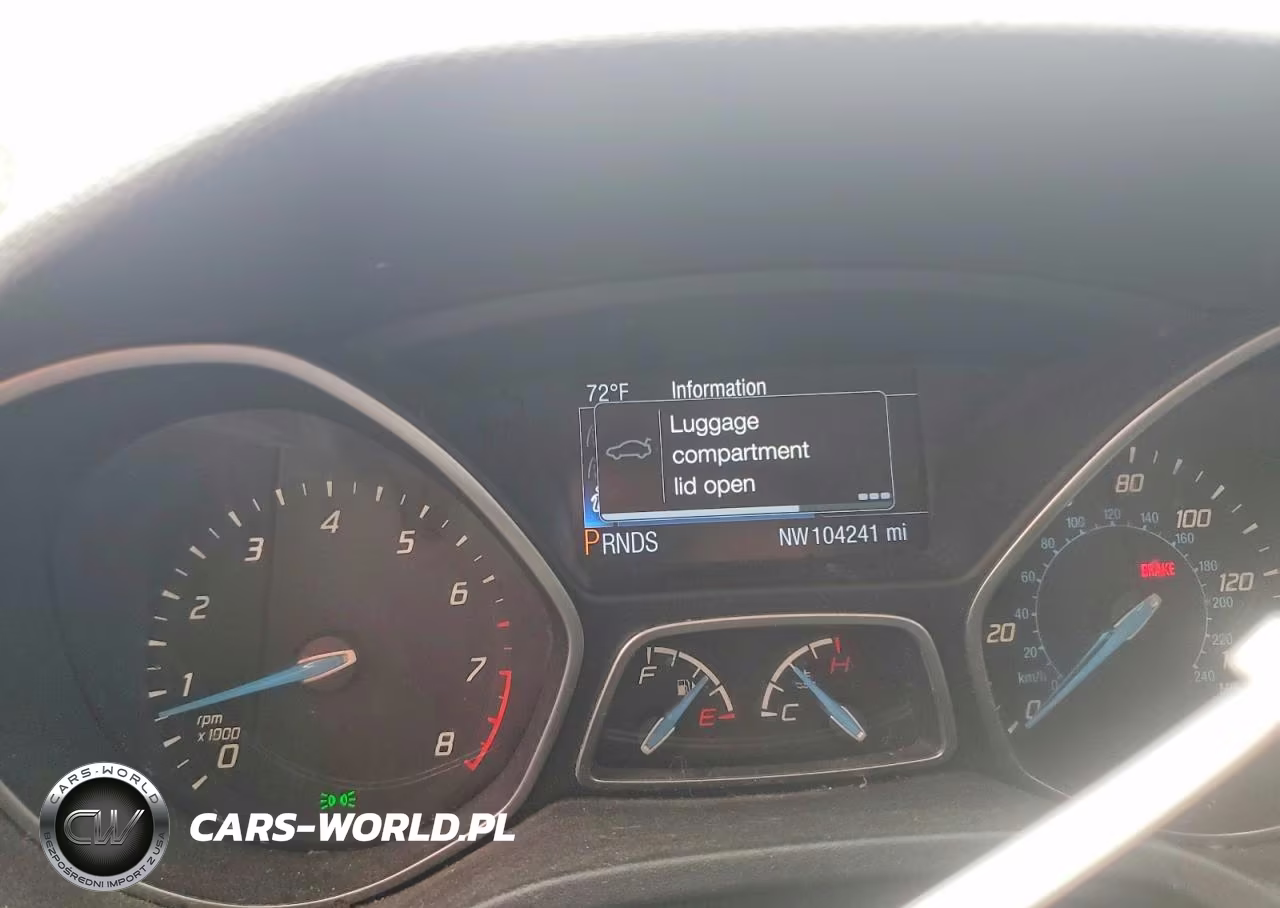 2014 Ford Focus Titanium VIN:1FADP3N21EL245085 - 9