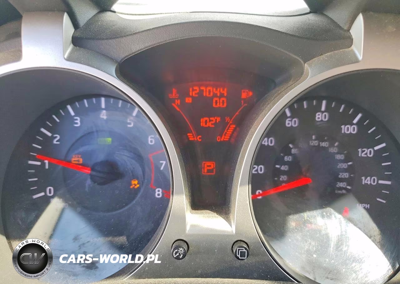 2011 Nissan Juke S VIN:JN8AF5MV2BT029284 - 9