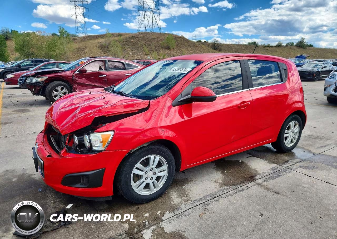 2015 Chevrolet Sonic Lt – zdjęcie 1 z 12