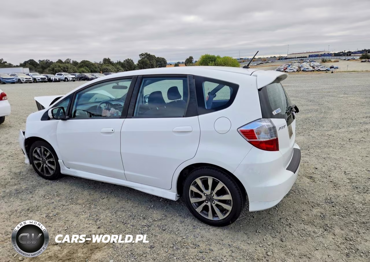 2012 Honda Fit Sport VIN:JHMGE8H54CC040095 - 2