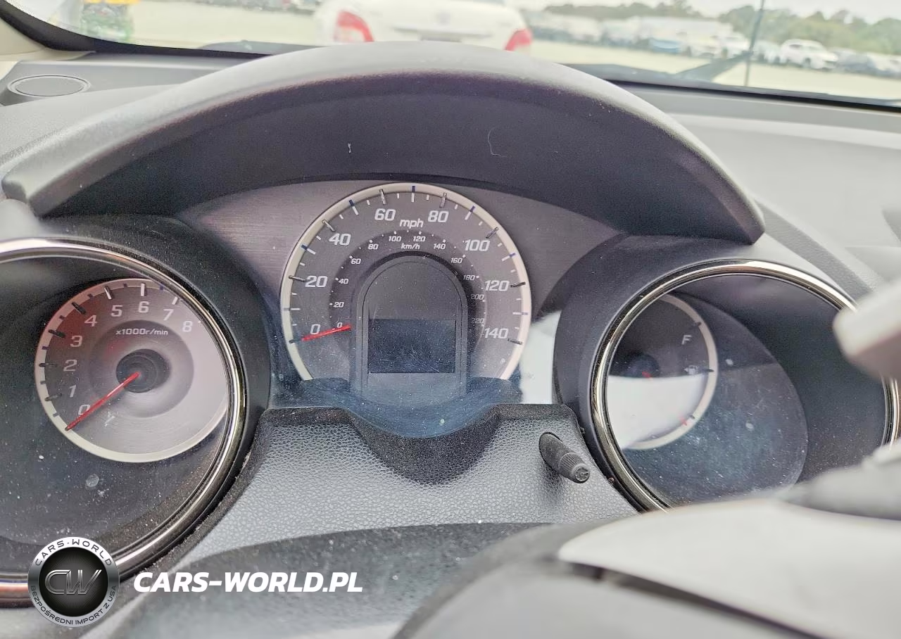 2012 Honda Fit Sport VIN:JHMGE8H54CC040095 - 9