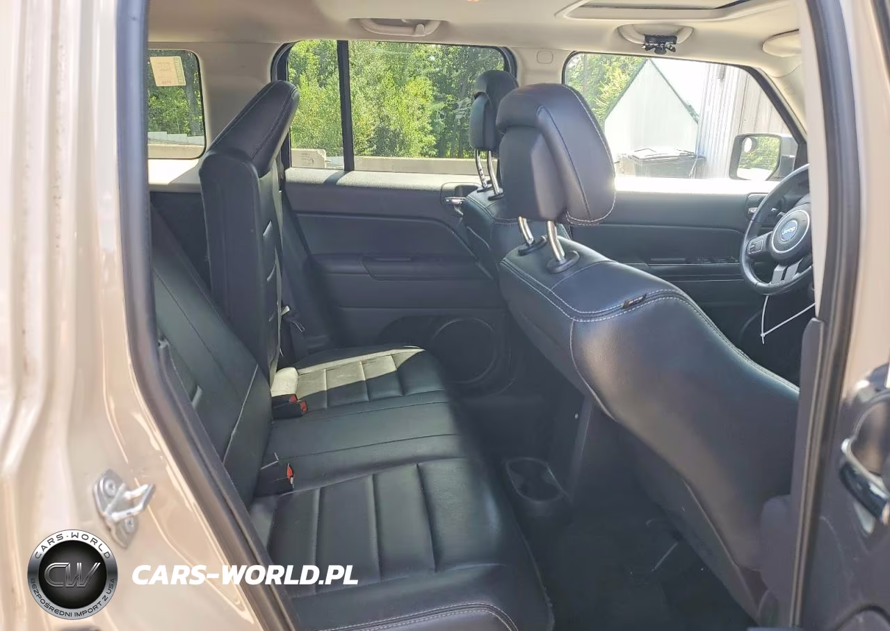 2017 Jeep Patriot Latitude VIN:1C4NJRFB7HD196698 - 11