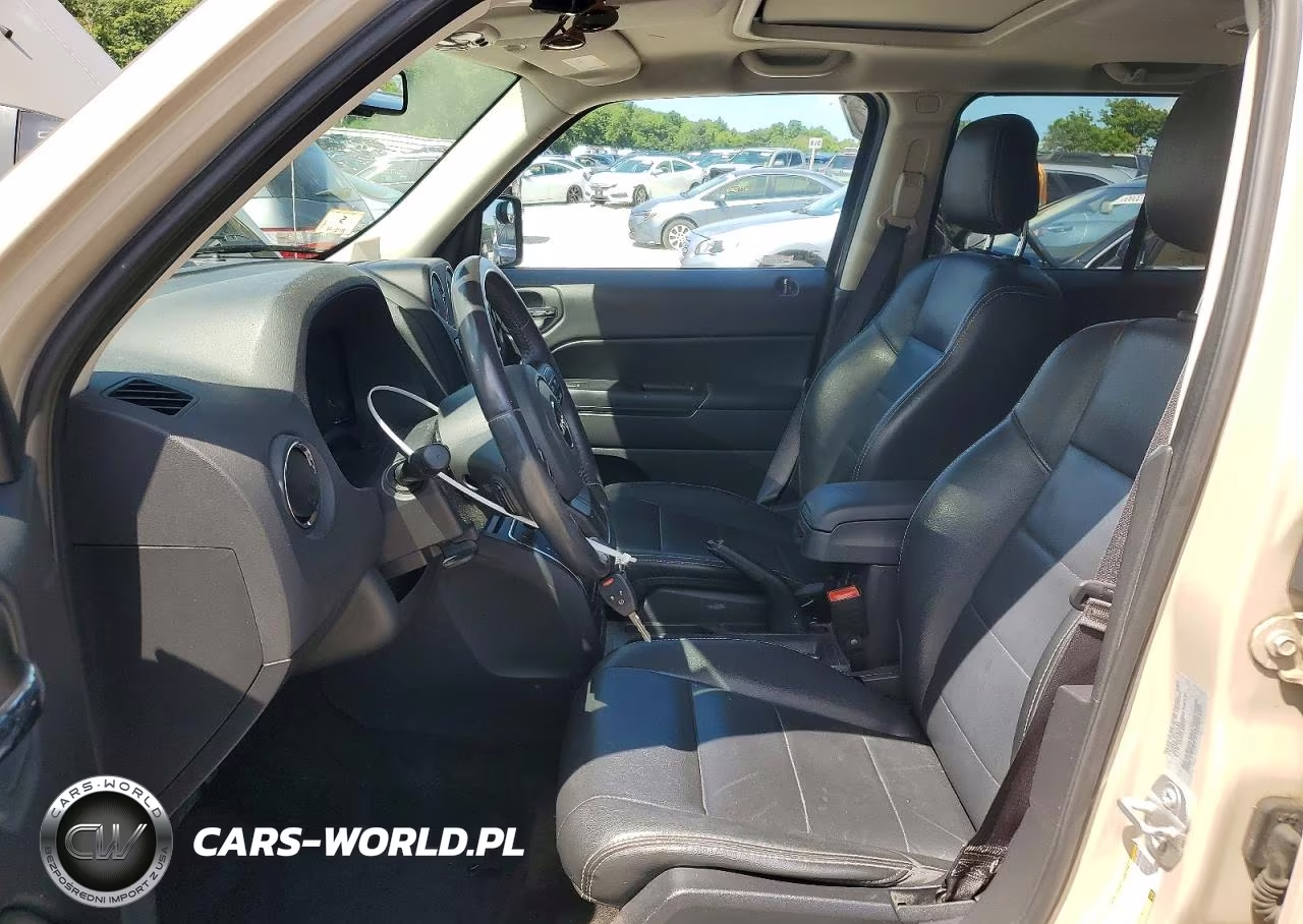 2017 Jeep Patriot Latitude VIN:1C4NJRFB7HD196698 - 7