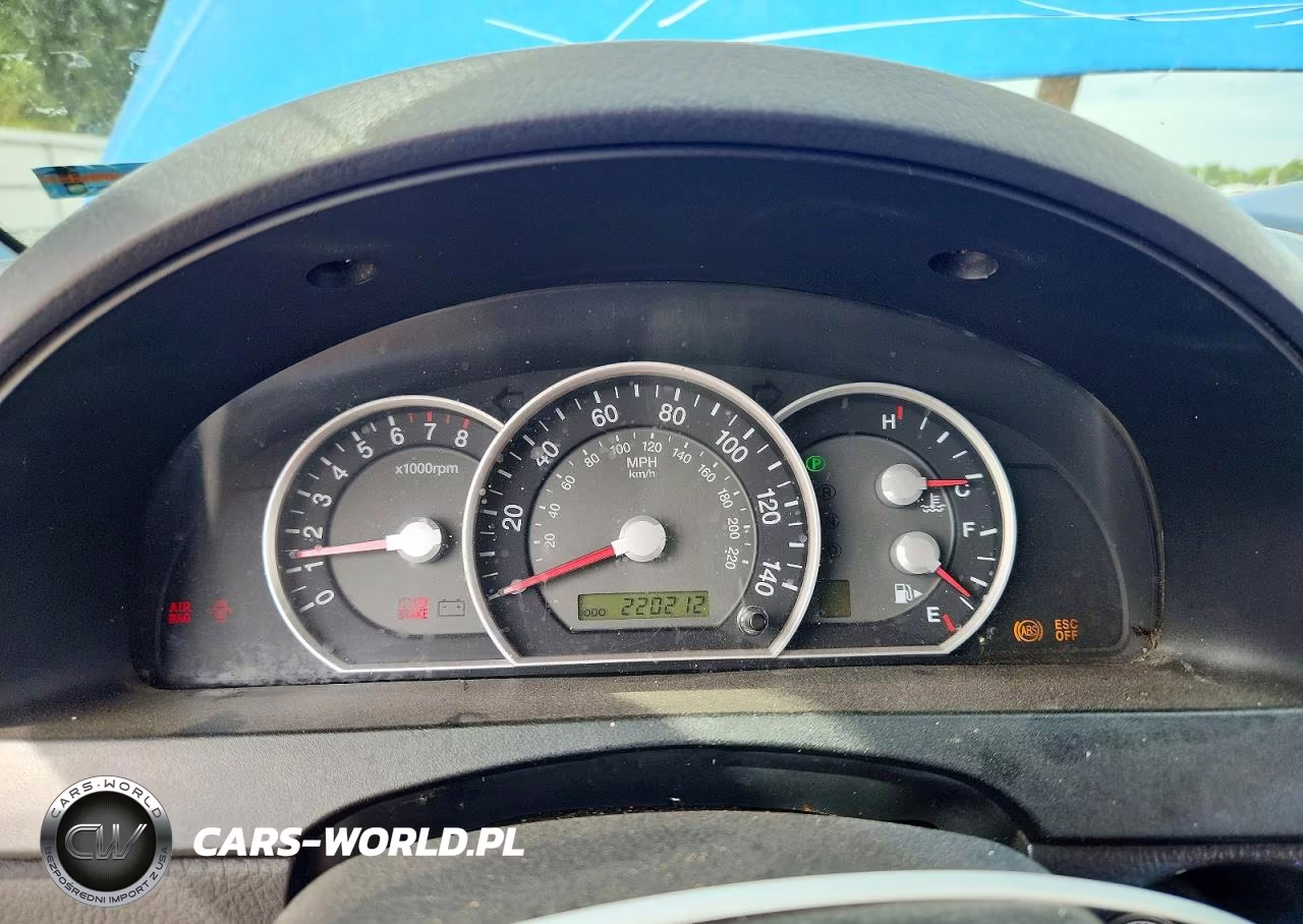 2007 Kia Sorento Base VIN:KNDJD736375698523 - 9