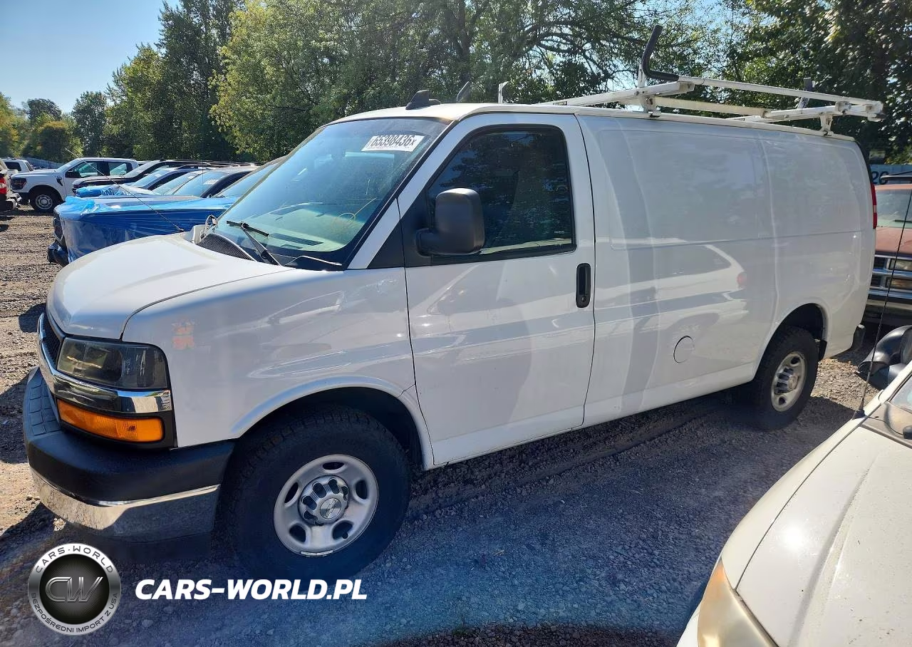 2017 Chevrolet Express G3500 VIN:1GCZGGFG7H1349453 - 1