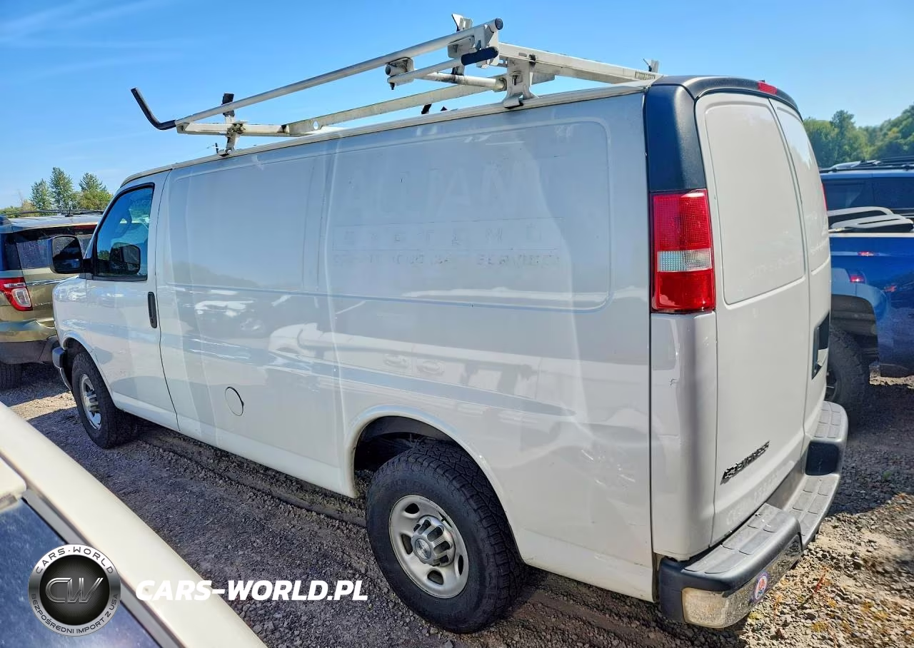2017 Chevrolet Express G3500 VIN:1GCZGGFG7H1349453 - 2