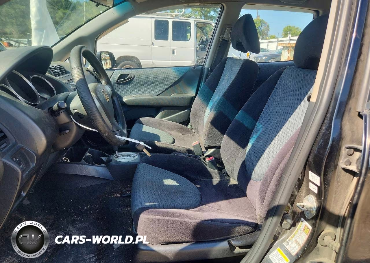 2008 Honda Fit VIN:JHMGD38468S066532 - 7