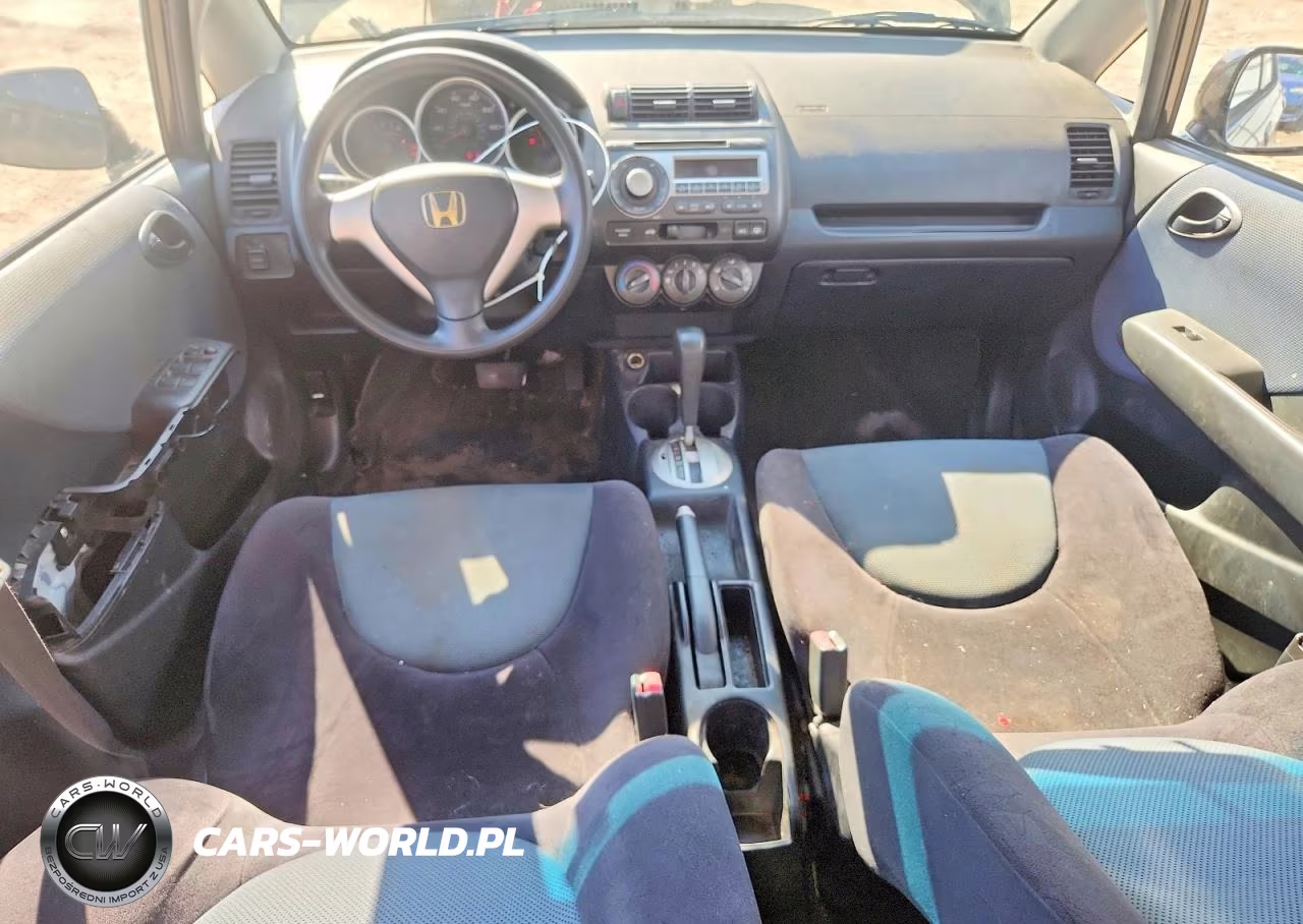 2008 Honda Fit VIN:JHMGD38468S066532 - 8
