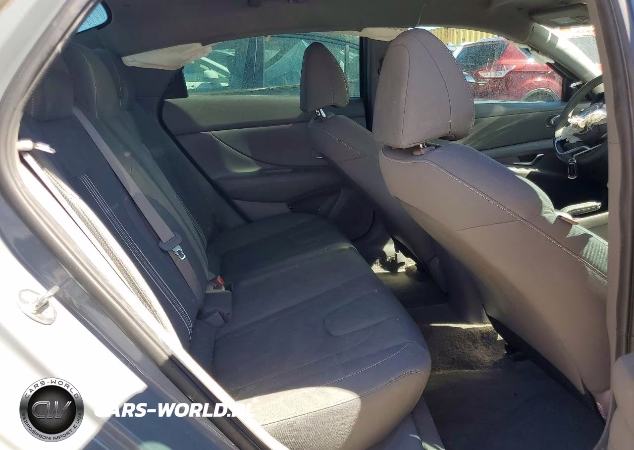 2023 Hyundai Elantra Sel VIN:KMHLM4AG8PU435383 - 10