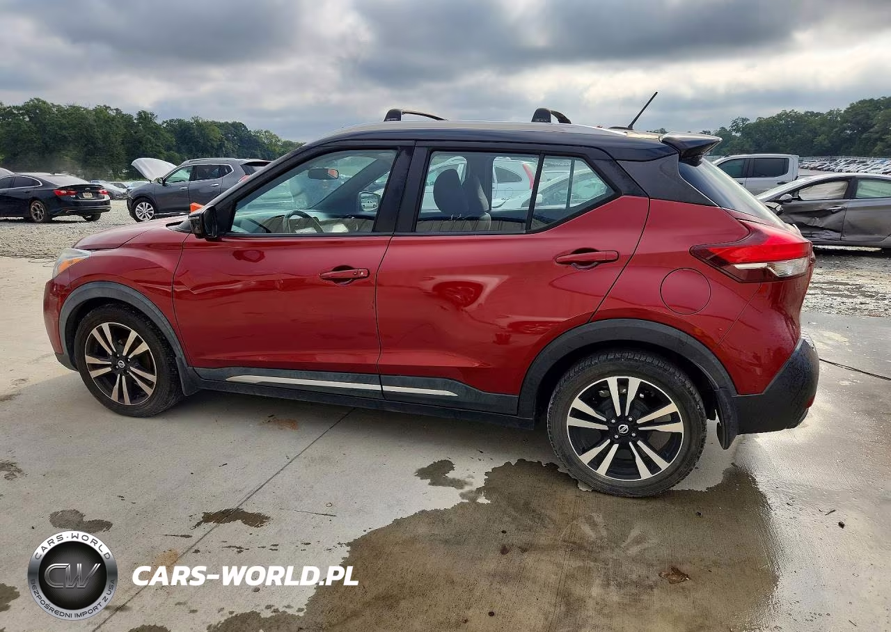 2018 Nissan Kicks Sr VIN:3N1CP5CUXJL510268 - 2