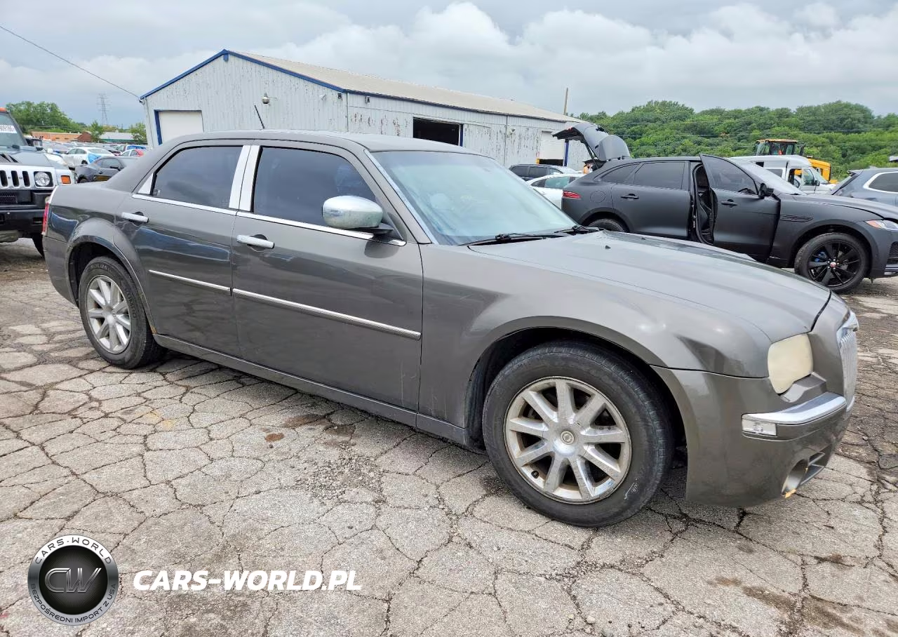 2008 Chrysler 300 Limited VIN:2C3KA33G38H119852 - 4