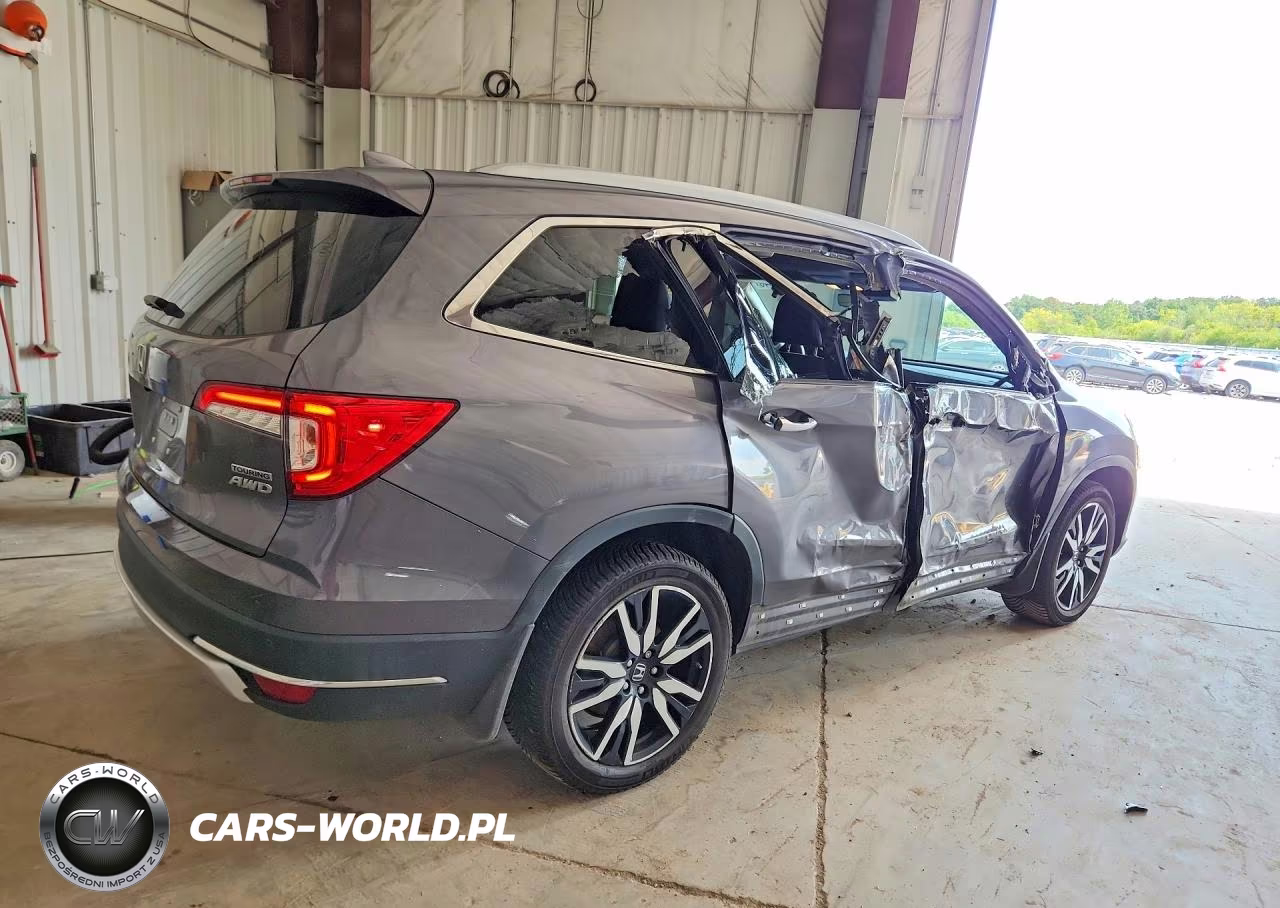 2020 Honda Pilot Touring VIN:5FNYF6H66LB066250 - 3