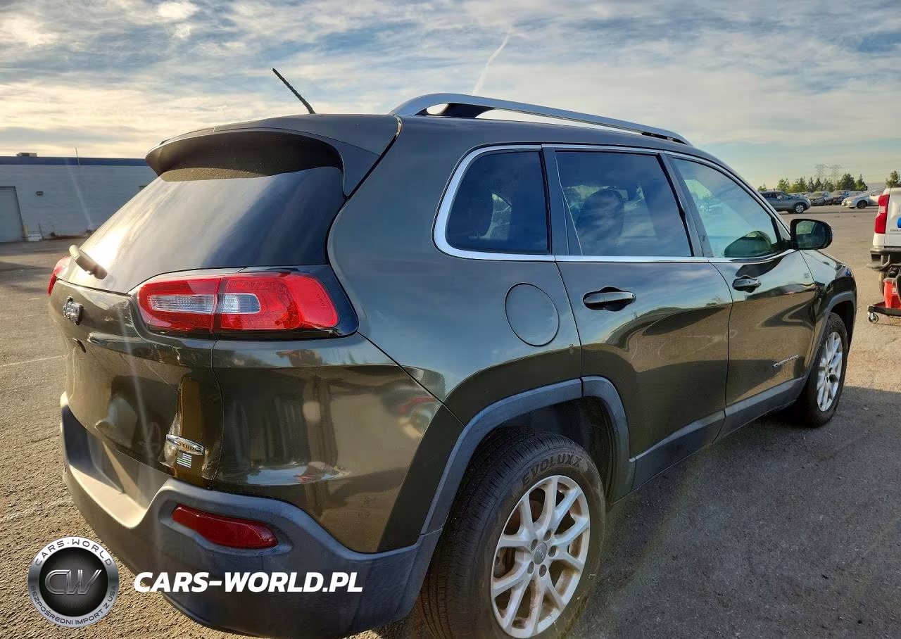 2014 Jeep Cherokee Latitude VIN:1C4PJLCB7EW202767 - 3