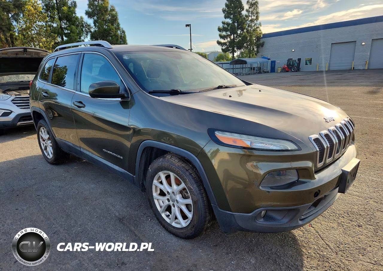2014 Jeep Cherokee Latitude VIN:1C4PJLCB7EW202767 - 4
