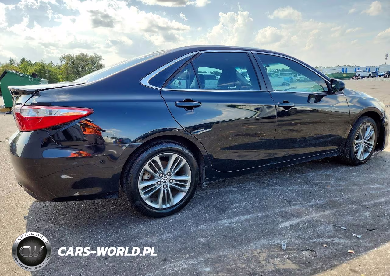 2017 Toyota Camry Se VIN:4T1BF1FK8HU283902 - 3