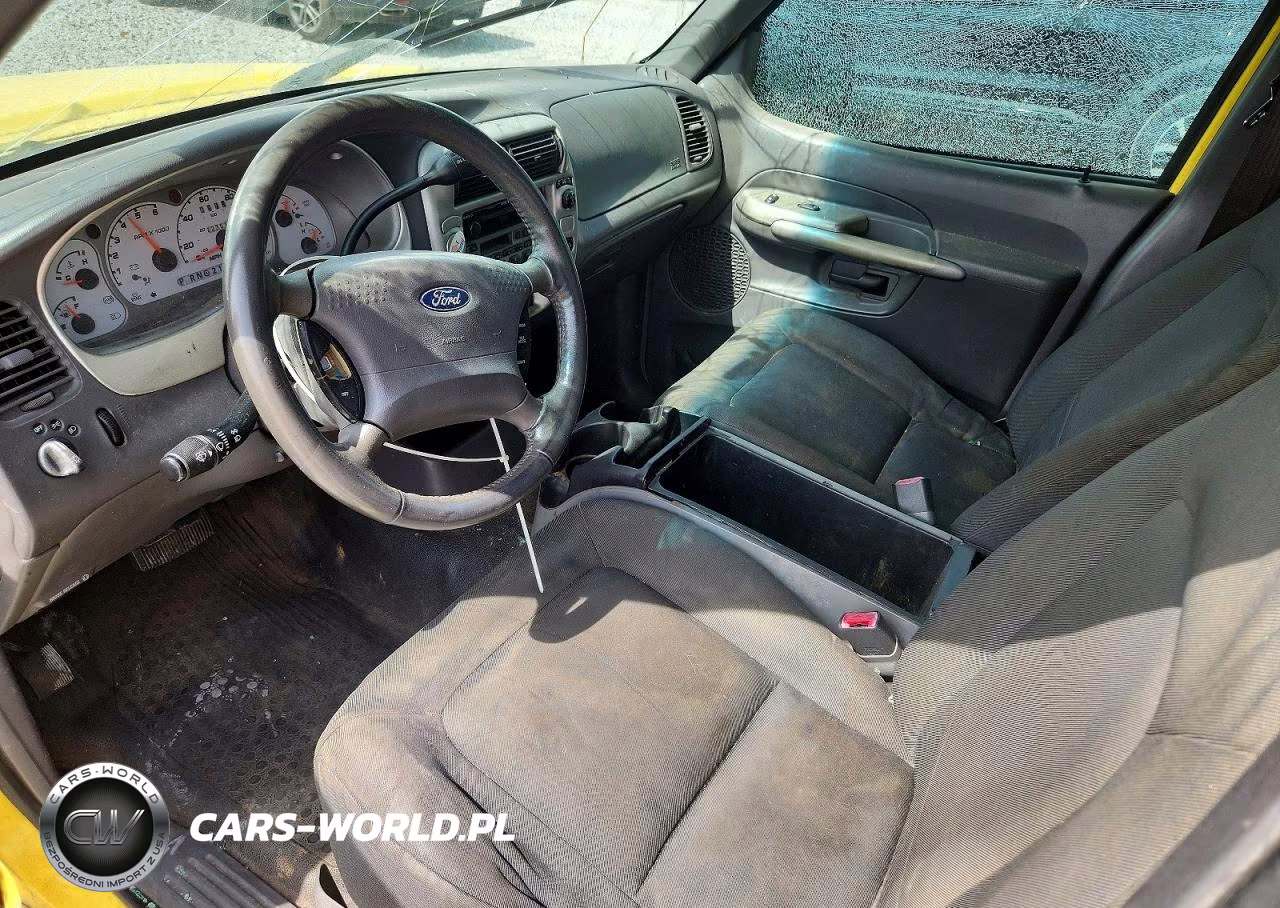 2002 Ford Explorer Sport Trac VIN:1FMZU67E02UD40305 - 8