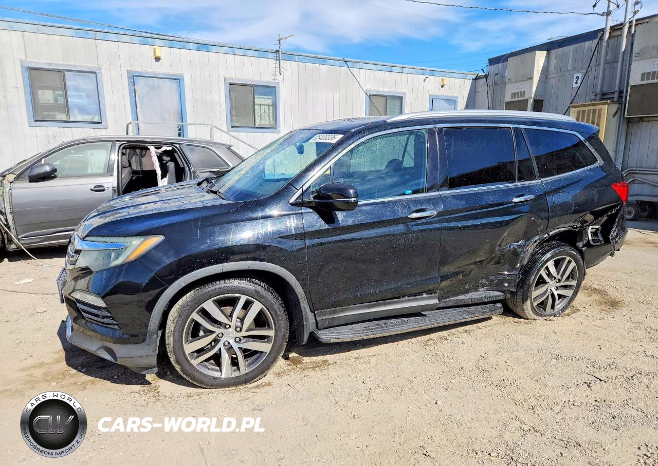 2016 Honda Pilot Touring VIN:5FNYF5H92GB011384 - 1