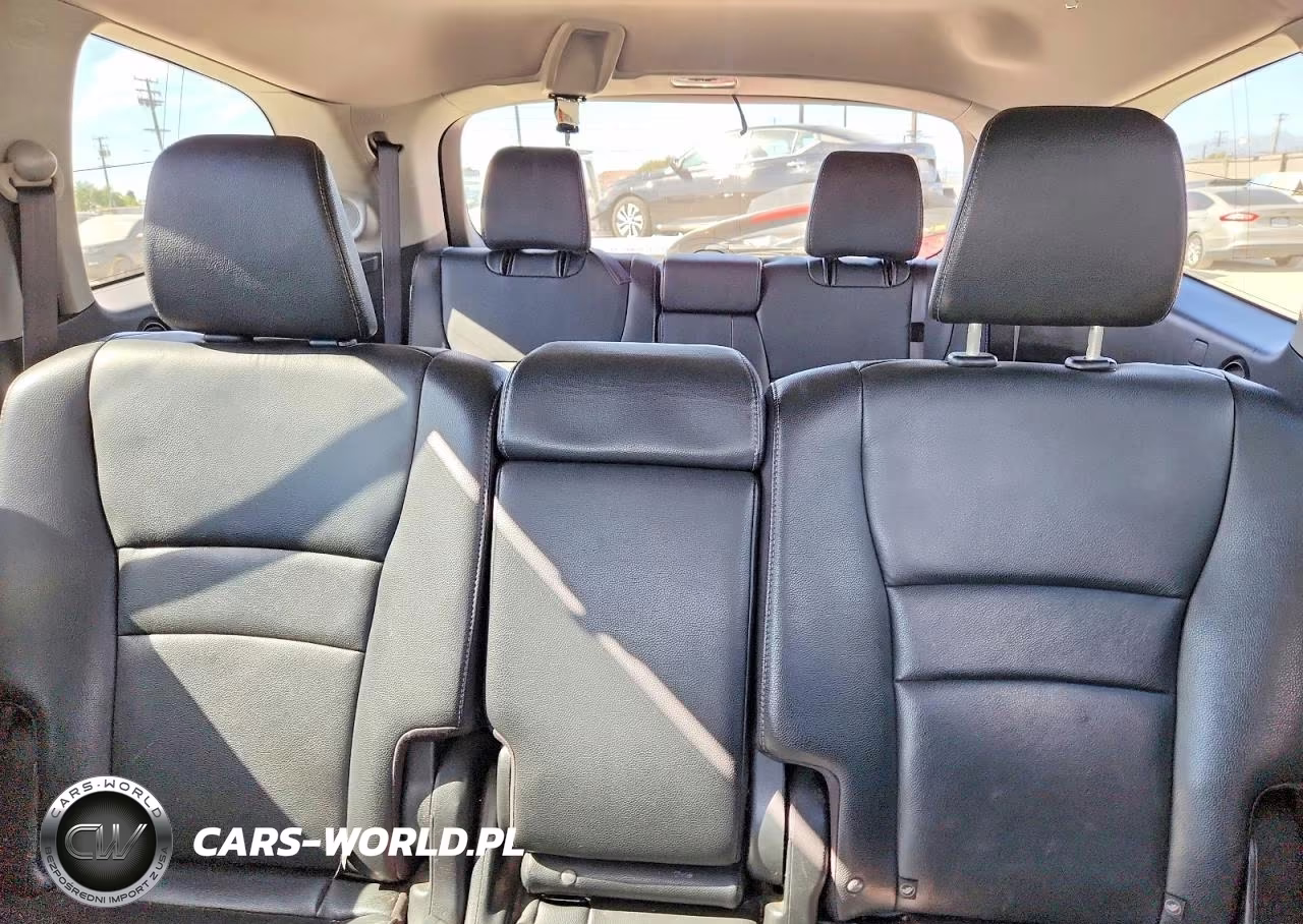 2016 Honda Pilot Touring VIN:5FNYF5H92GB011384 - 10