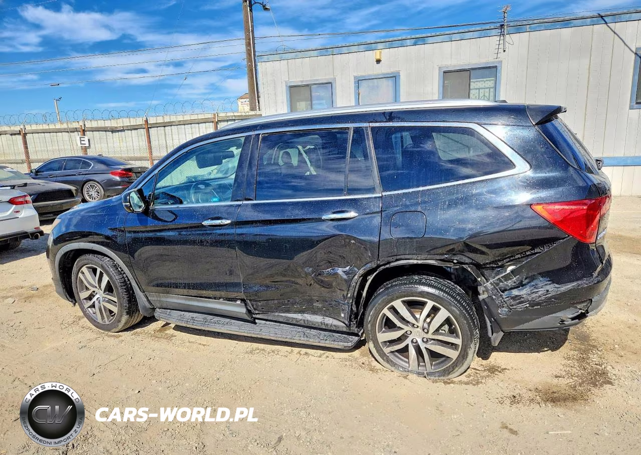 2016 Honda Pilot Touring VIN:5FNYF5H92GB011384 - 2