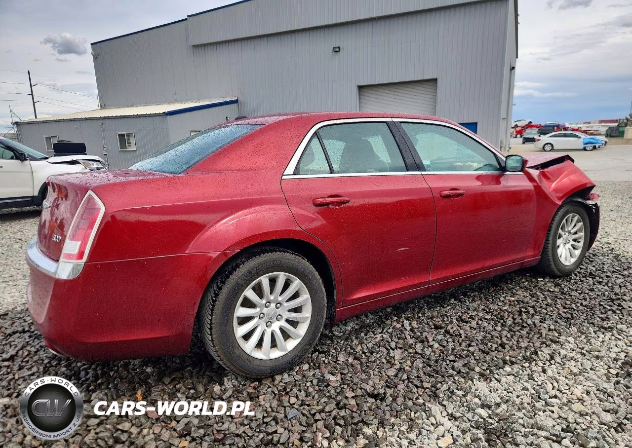 2012 Chrysler 300 VIN:2C3CCAAG0CH207790 - 3