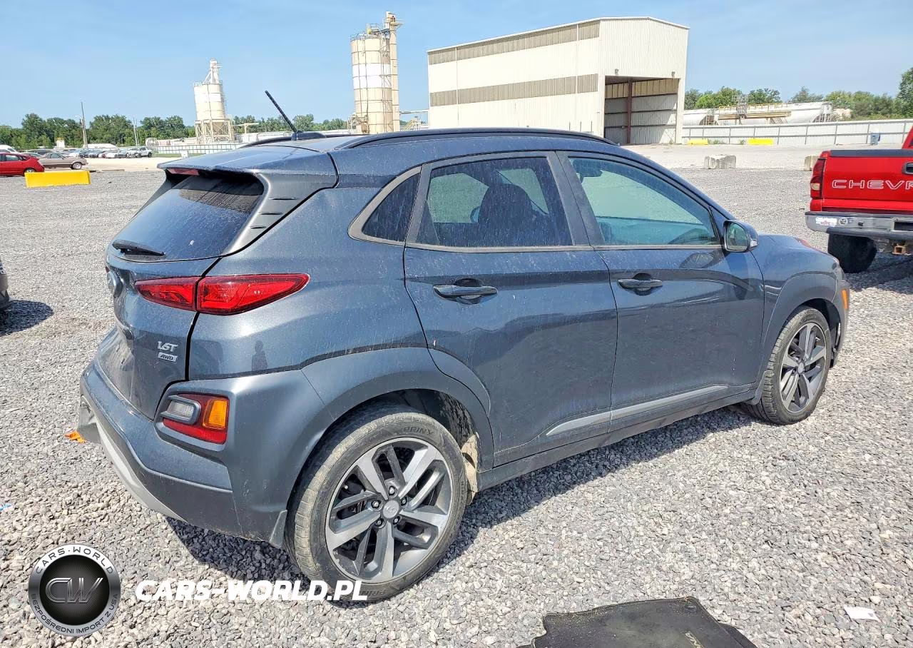 2018 Hyundai Kona Limited VIN:KM8K3CA51JU164858 - 3