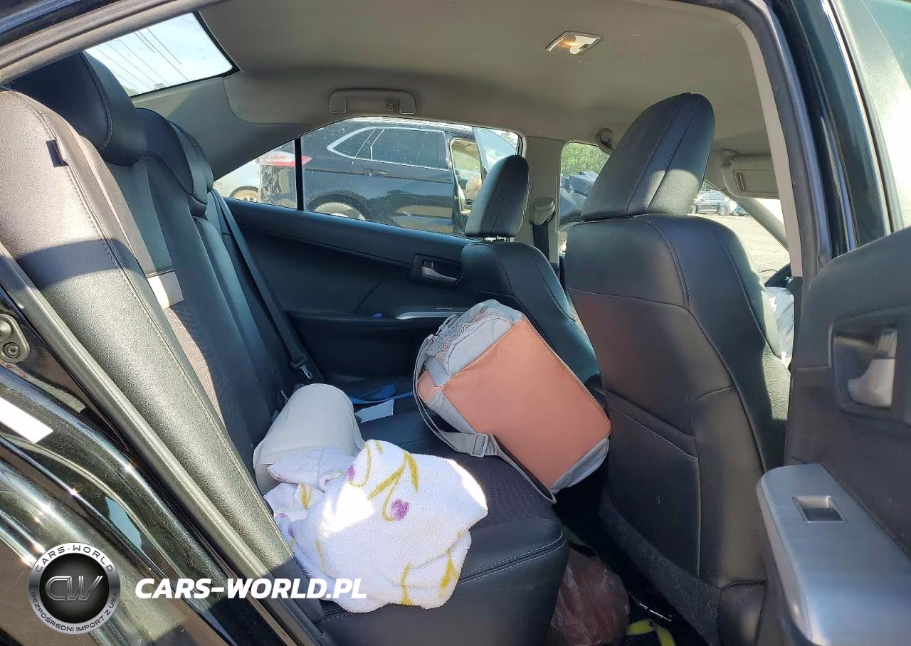 2014 Toyota Camry Se VIN:4T1BF1FK2EU468717 - 10