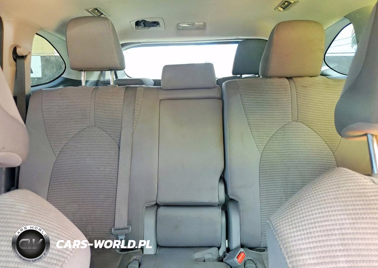 2021 Toyota Highlander Xle VIN:5TDGZRBH4MS112959 - 10
