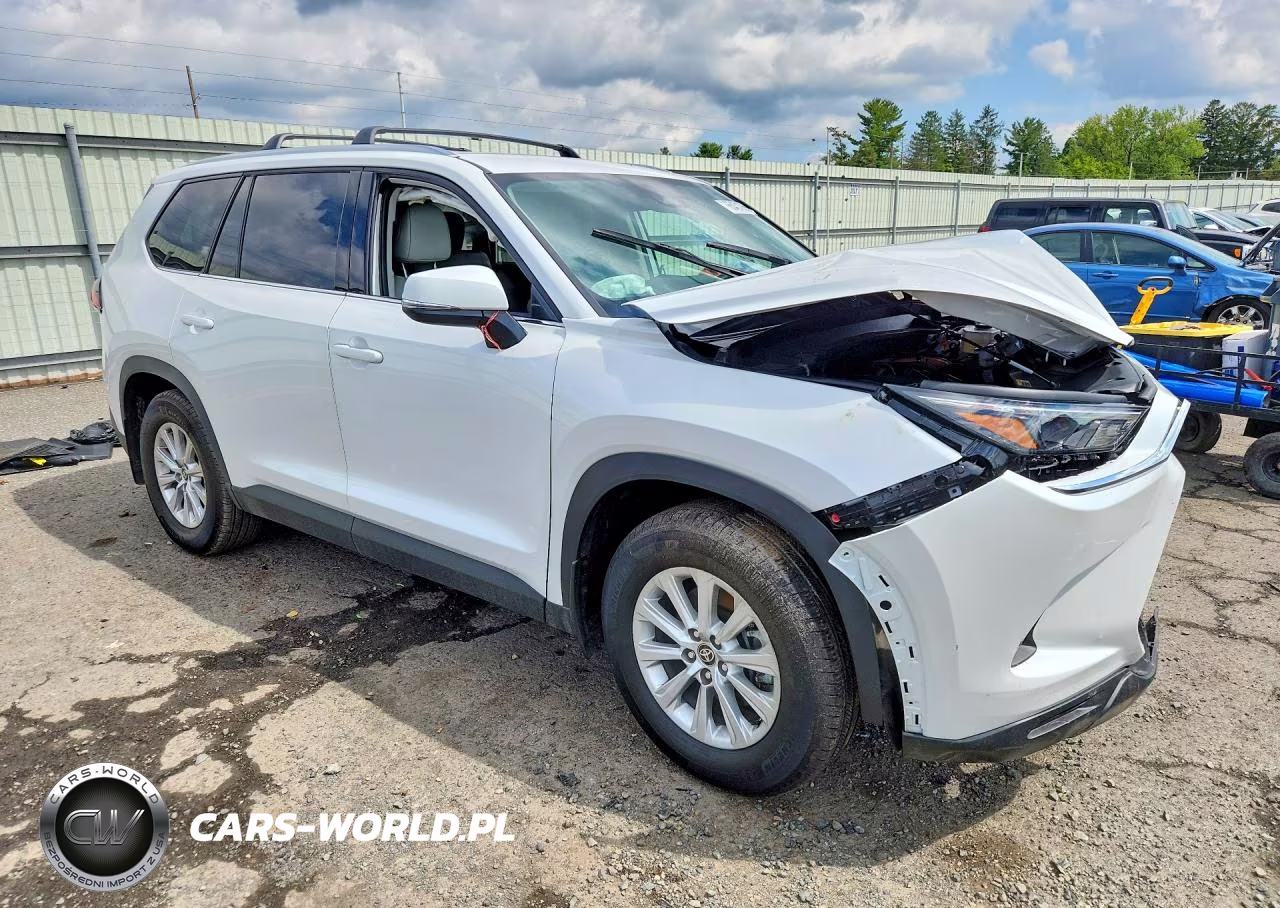 2025 Toyota Grand Highlander Hybrid Xle VIN:5TDACAB50SS063478 - 4