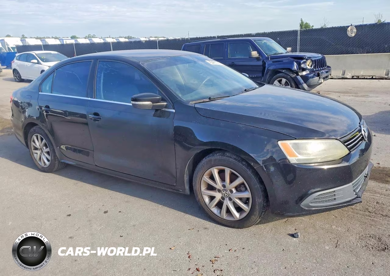 2013 Volkswagen Jetta Se VIN:3VWDX7AJ9DM353947 - 4