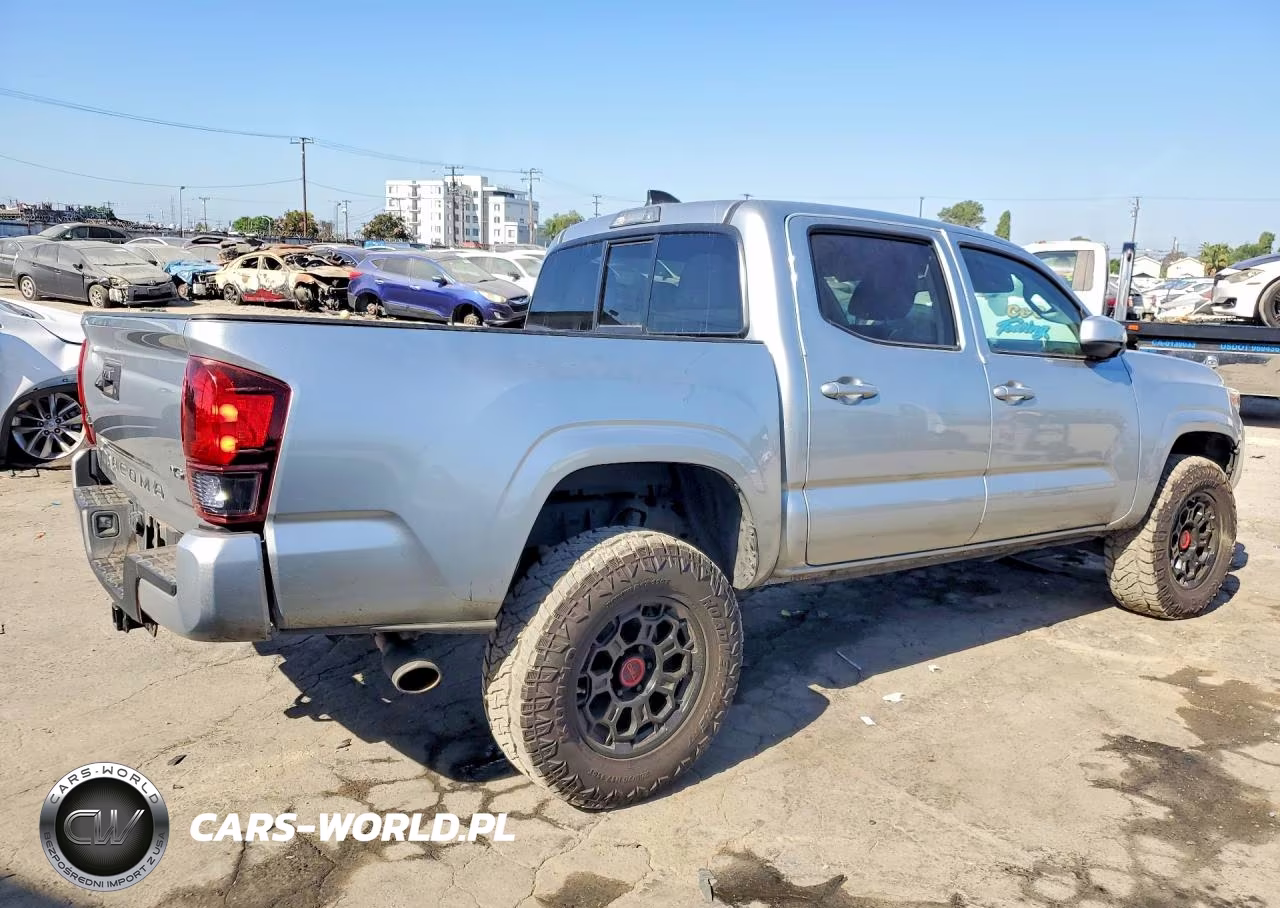 2022 Toyota Tacoma Sr V6 VIN:3TMCZ5AN0NM499431 - 3